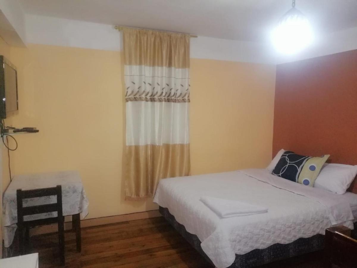 Hostal Bolivar Inn Quito Ngoại thất bức ảnh