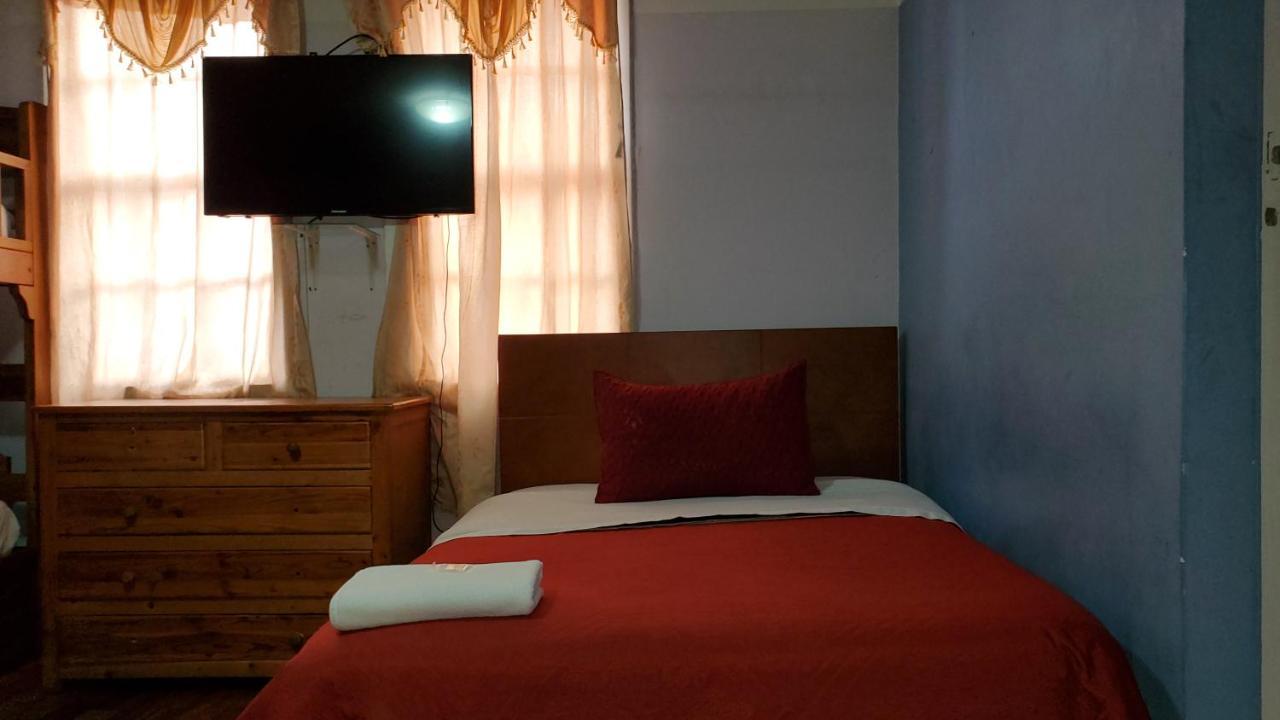 Hostal Bolivar Inn Quito Ngoại thất bức ảnh