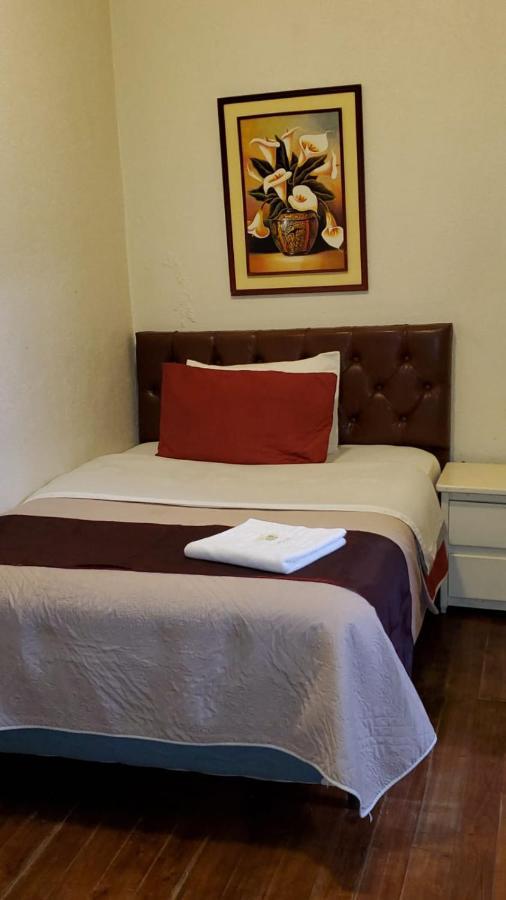 Hostal Bolivar Inn Quito Ngoại thất bức ảnh