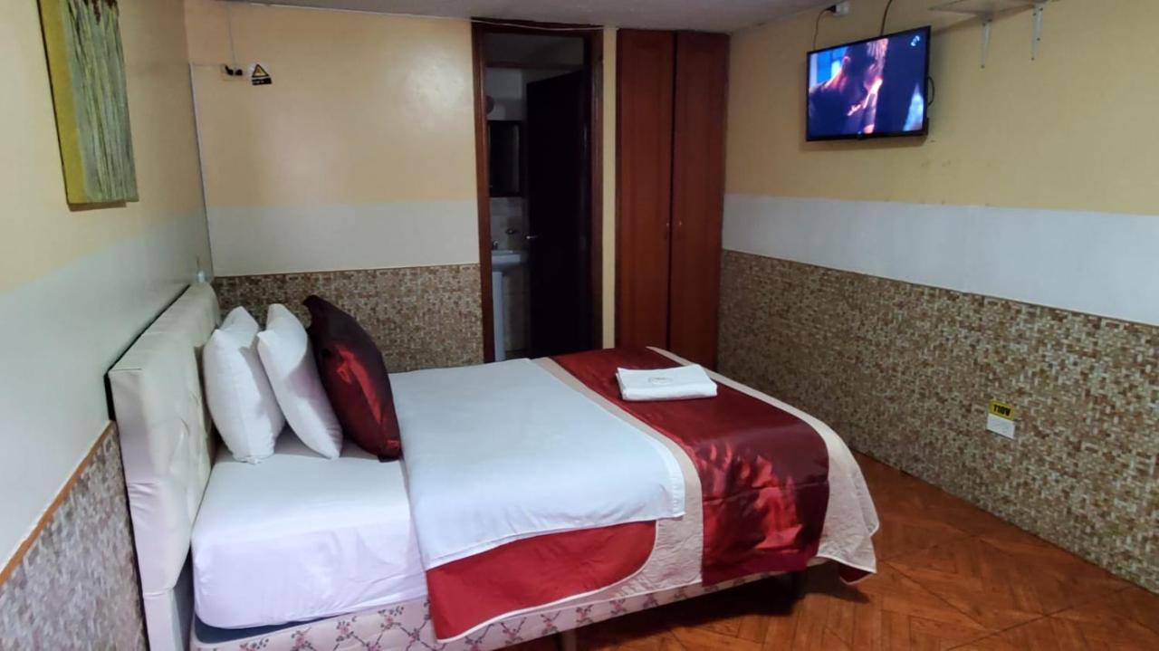 Hostal Bolivar Inn Quito Ngoại thất bức ảnh