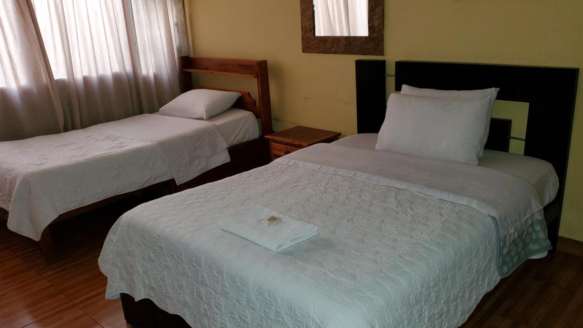 Hostal Bolivar Inn Quito Phòng bức ảnh