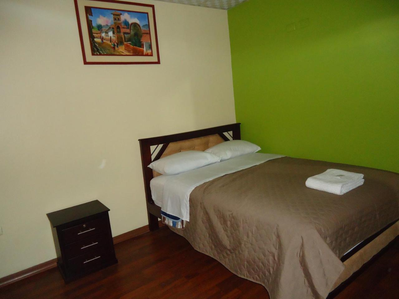 Hostal Bolivar Inn Quito Ngoại thất bức ảnh