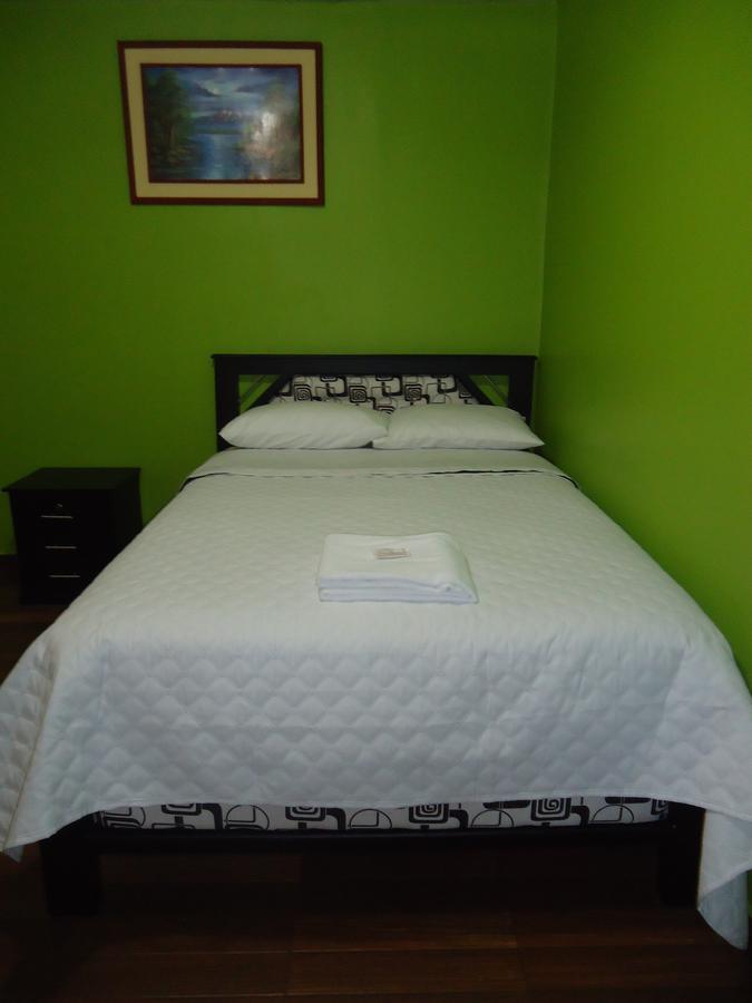 Hostal Bolivar Inn Quito Ngoại thất bức ảnh