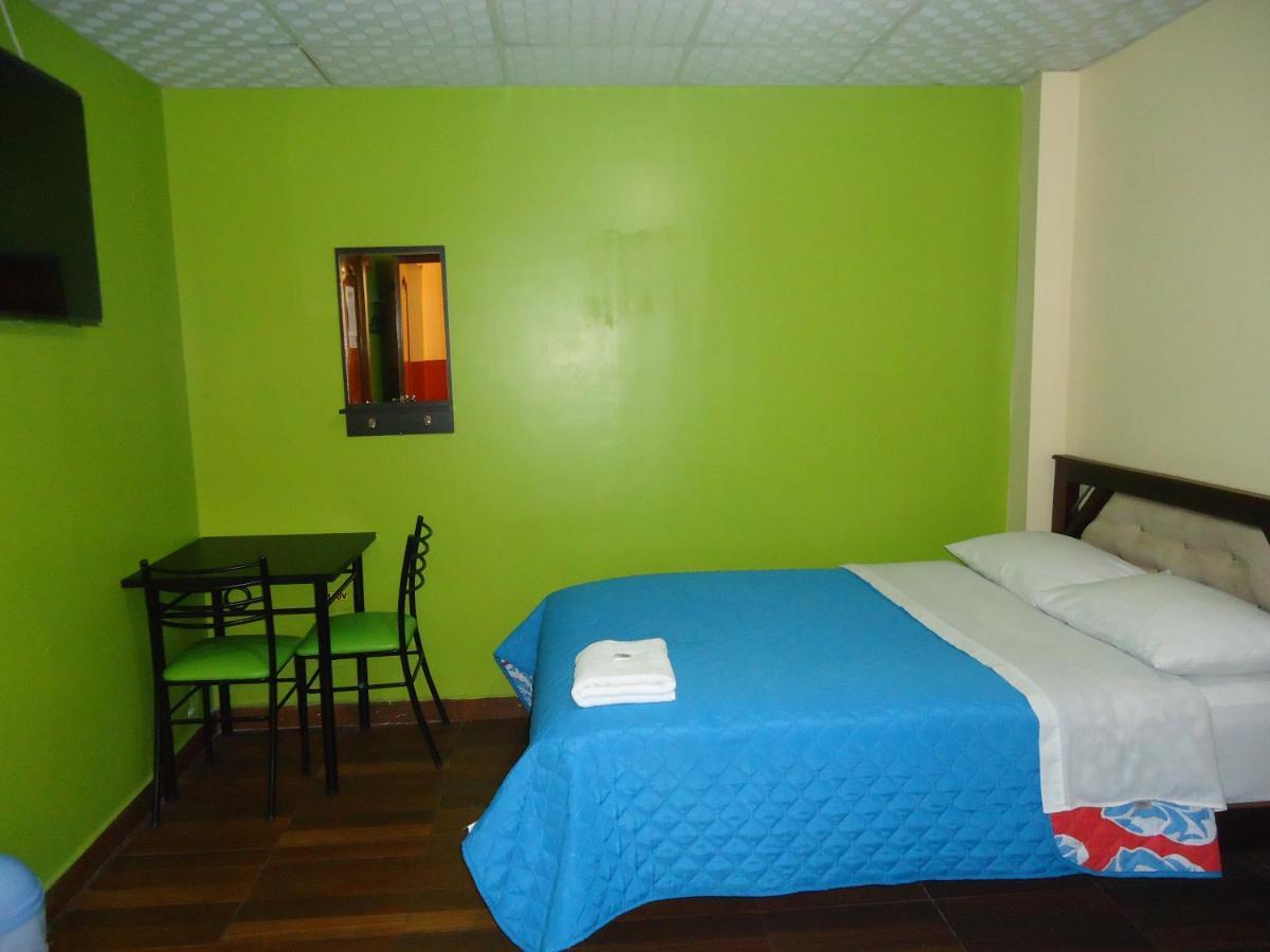 Hostal Bolivar Inn Quito Ngoại thất bức ảnh