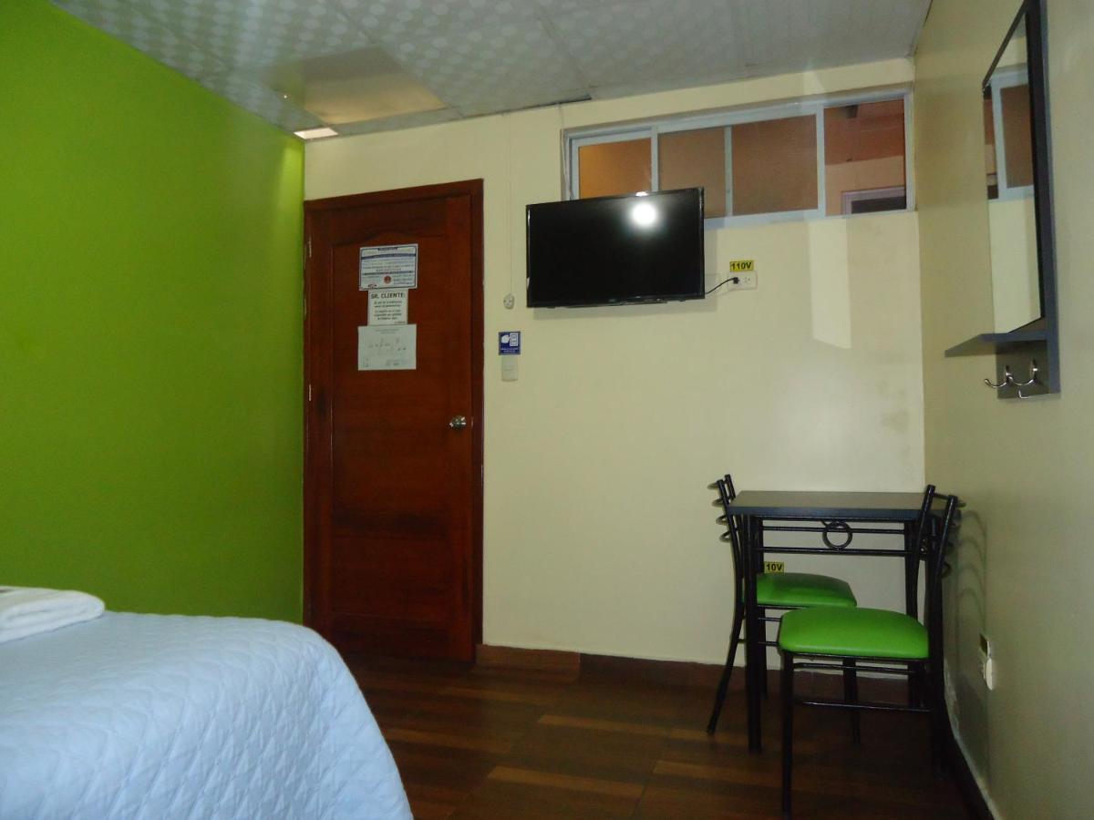 Hostal Bolivar Inn Quito Ngoại thất bức ảnh